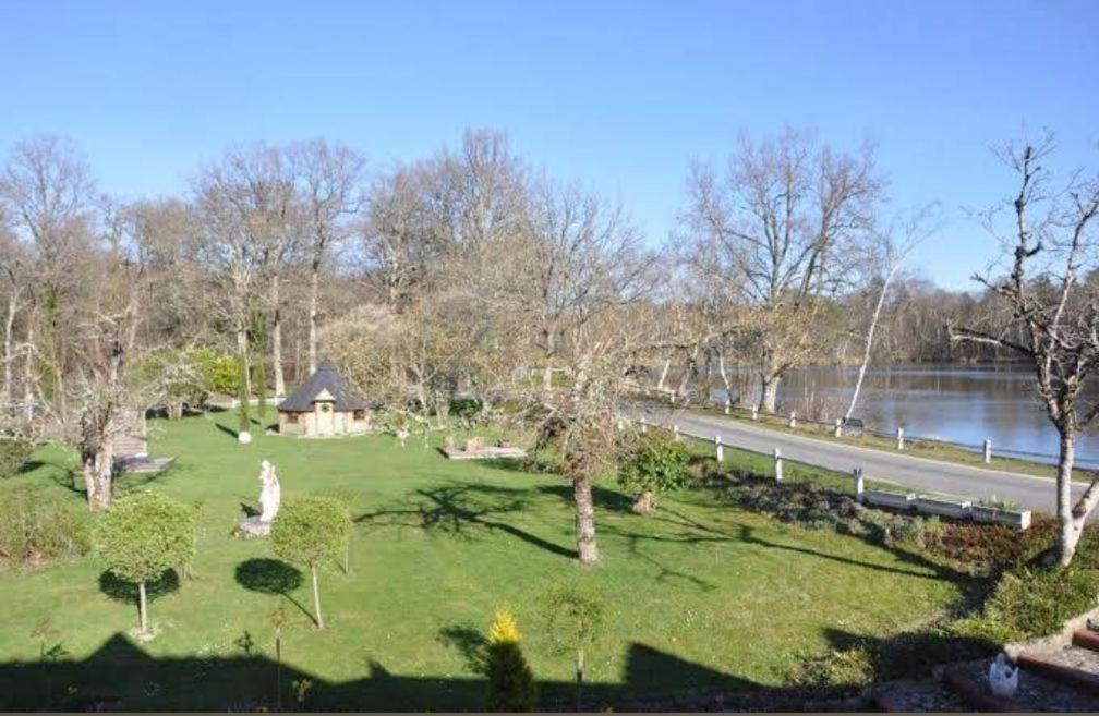 Le Moulin De Villiers Otel Nouan-le-Fuzelier Dış mekan fotoğraf